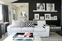 Best Living Room Ideas With Black Walls 26