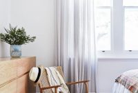 Guide To Choosing Curtains For Your Minimalist House 36