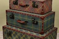 Ideas To Decorate Your House With Vintage Chests And Trunks 08