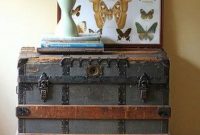 Ideas To Decorate Your House With Vintage Chests And Trunks 18