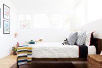 Ways Make Your Bedroom Clutter Free And Way More Chill 43