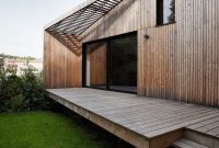 A Wooden House That’s Simple On The Outside But Modern On The Inside 03