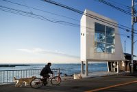 This Japanese House Looks Peculiar But Beautiful 19