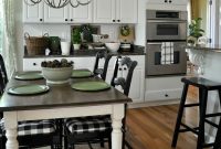 Amazing Farmhouse Kitchen Tables Ideas 31
