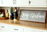 Awesome Christmas Kitchen Decor Ideas 25