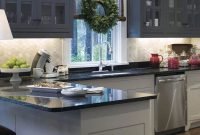 Awesome Christmas Kitchen Decor Ideas 37