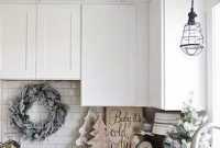 Awesome Christmas Kitchen Decor Ideas 38