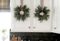 Awesome Christmas Kitchen Decor Ideas 39