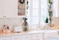 Awesome Christmas Kitchen Decor Ideas 44