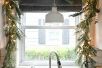 Awesome Christmas Kitchen Decor Ideas 46