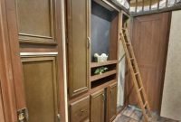 Beautiful Rv Remodel Camper Interior Ideas For Holiday 41