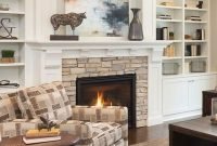 Comfy Winter Living Room Ideas With Fireplace 08