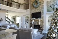 Comfy Winter Living Room Ideas With Fireplace 13