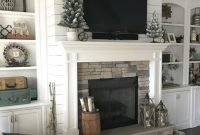 Comfy Winter Living Room Ideas With Fireplace 18