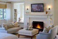 Comfy Winter Living Room Ideas With Fireplace 34