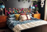 Creative Bohemian Bedroom Decor Ideas 02
