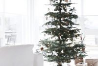 Creative Scandinavian Christmas Tree Decor Ideas 05