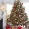 Creative Scandinavian Christmas Tree Decor Ideas 13