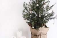 Creative Scandinavian Christmas Tree Decor Ideas 17