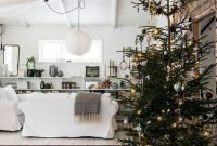 Creative Scandinavian Christmas Tree Decor Ideas 23