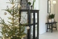 Creative Scandinavian Christmas Tree Decor Ideas 27