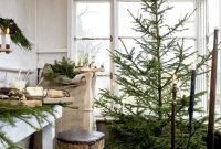 Creative Scandinavian Christmas Tree Decor Ideas 29