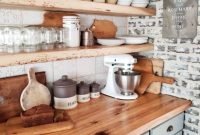 Cute Farmhouse Kitchen Remodel Ideas 20