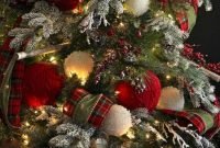 Extraordinary Christmas Tree Decor Ideas 05