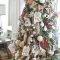 Extraordinary Christmas Tree Decor Ideas 13