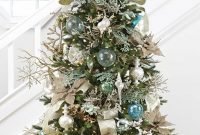 Extraordinary Christmas Tree Decor Ideas 40