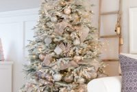Extraordinary Christmas Tree Decor Ideas 54