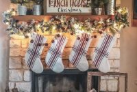Fascinating Farmhouse Christmas Decor Ideas 29