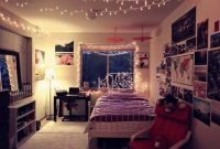Gorgeous Christmas Apartment Decor Ideas 20