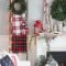 Gorgeous Christmas Apartment Decor Ideas 24