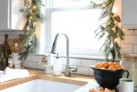 Gorgeous Christmas Apartment Decor Ideas 37