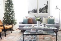Gorgeous Christmas Apartment Decor Ideas 45