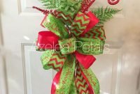 Lovely Red And Green Christmas Home Decor Ideas 30