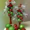 Lovely Red And Green Christmas Home Decor Ideas 45