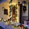 Perfect Christmas Front Porch Decor Ideas 18
