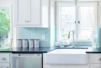 Pretty White Kitchen Backsplash Ideas 20