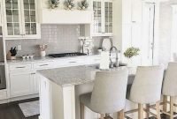 Pretty White Kitchen Backsplash Ideas 45