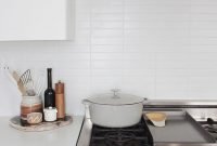 Pretty White Kitchen Backsplash Ideas 46