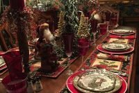 Stunning Christmas Dining Table Decoration Ideas 06