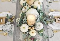 Stunning Christmas Dining Table Decoration Ideas 12