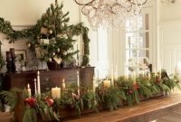Stunning Christmas Dining Table Decoration Ideas 15