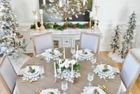 Stunning Christmas Dining Table Decoration Ideas 18
