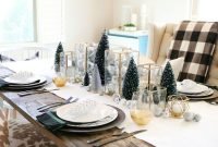 Stunning Christmas Dining Table Decoration Ideas 22