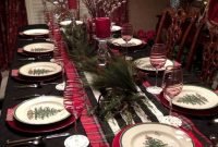 Stunning Christmas Dining Table Decoration Ideas 36
