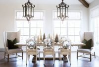 Stunning Christmas Dining Table Decoration Ideas 39