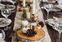 Stunning Christmas Dining Table Decoration Ideas 40